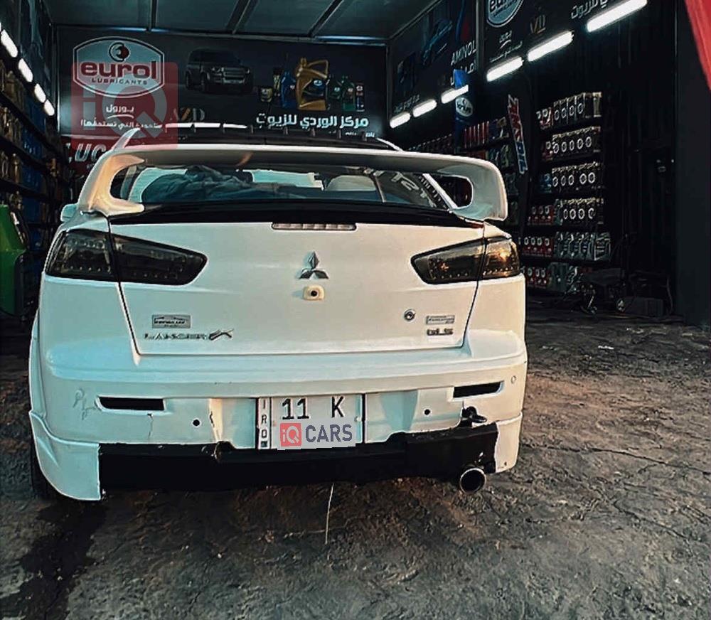 میتسوبیشی لانسەر EX